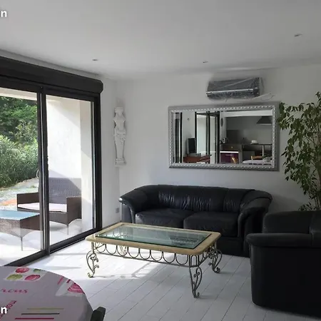 Location 7 Personnes Sainte-Maxime
